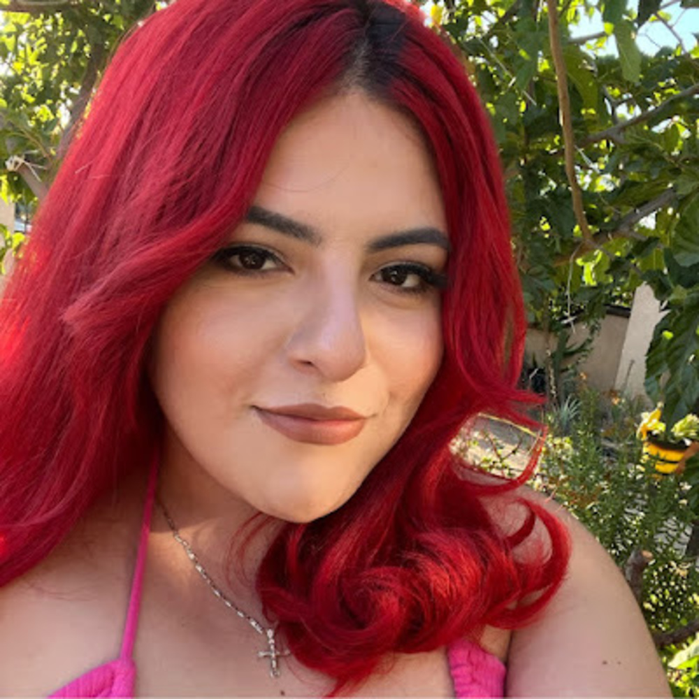 Meet your Posher, Gabriela